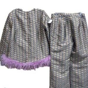 NWT Size M Women Tuckernuck Champagne Blouse & Pants